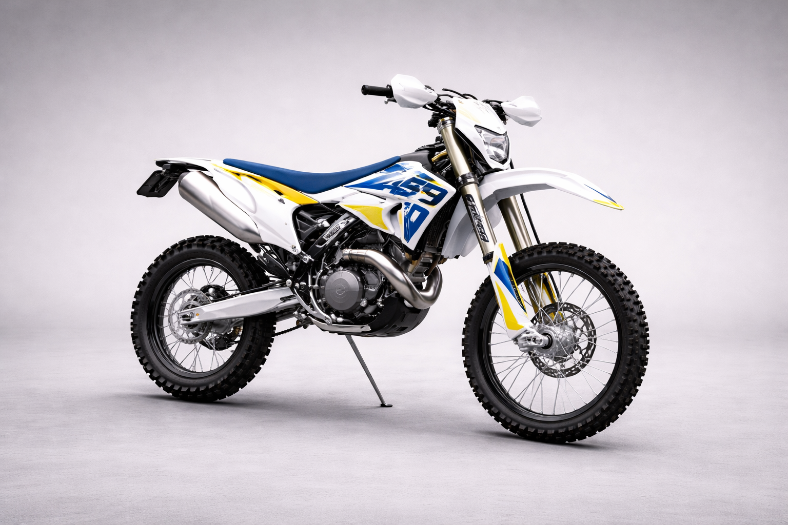 Husqvarna 450 TE Motorbike Hire Preston